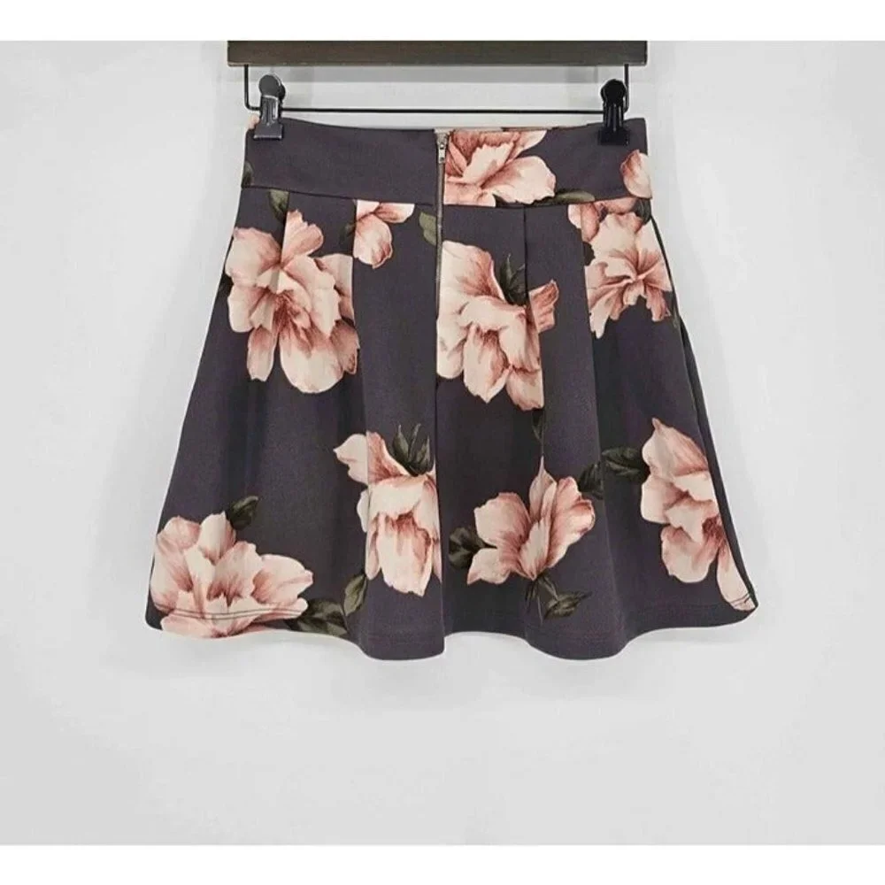 Potters Pot Womens Gray Peach Colored Bold Floral Print Zip Back Skirt Sz Small